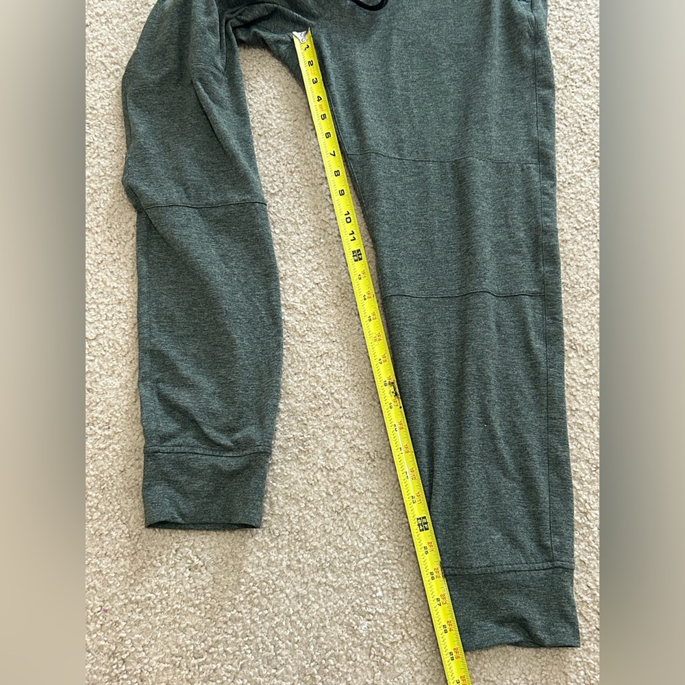 American Eagle Men’s LT Drawstring Training Joggers - Picture 7 of 9